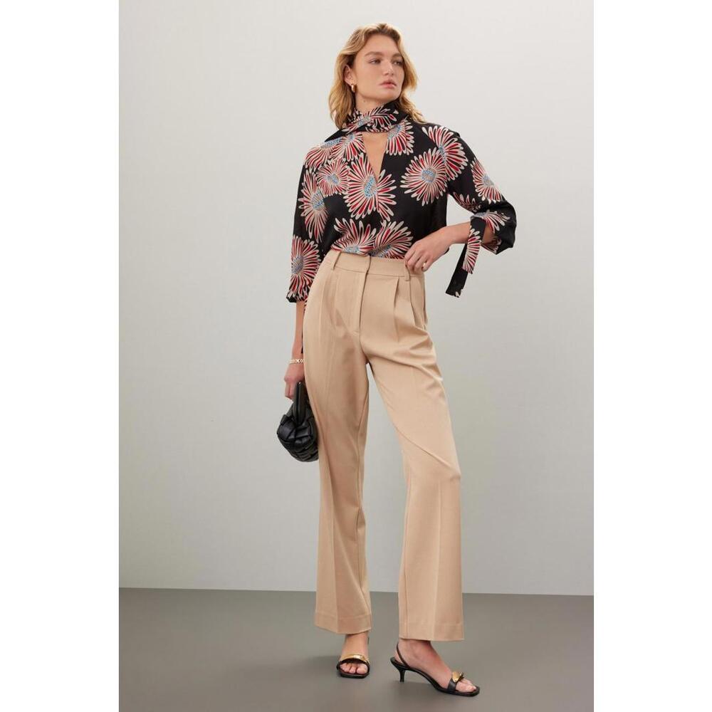 Obando x RTR Black Floral Georgette Wrap Neck Top Size 2 with Fabric Snags